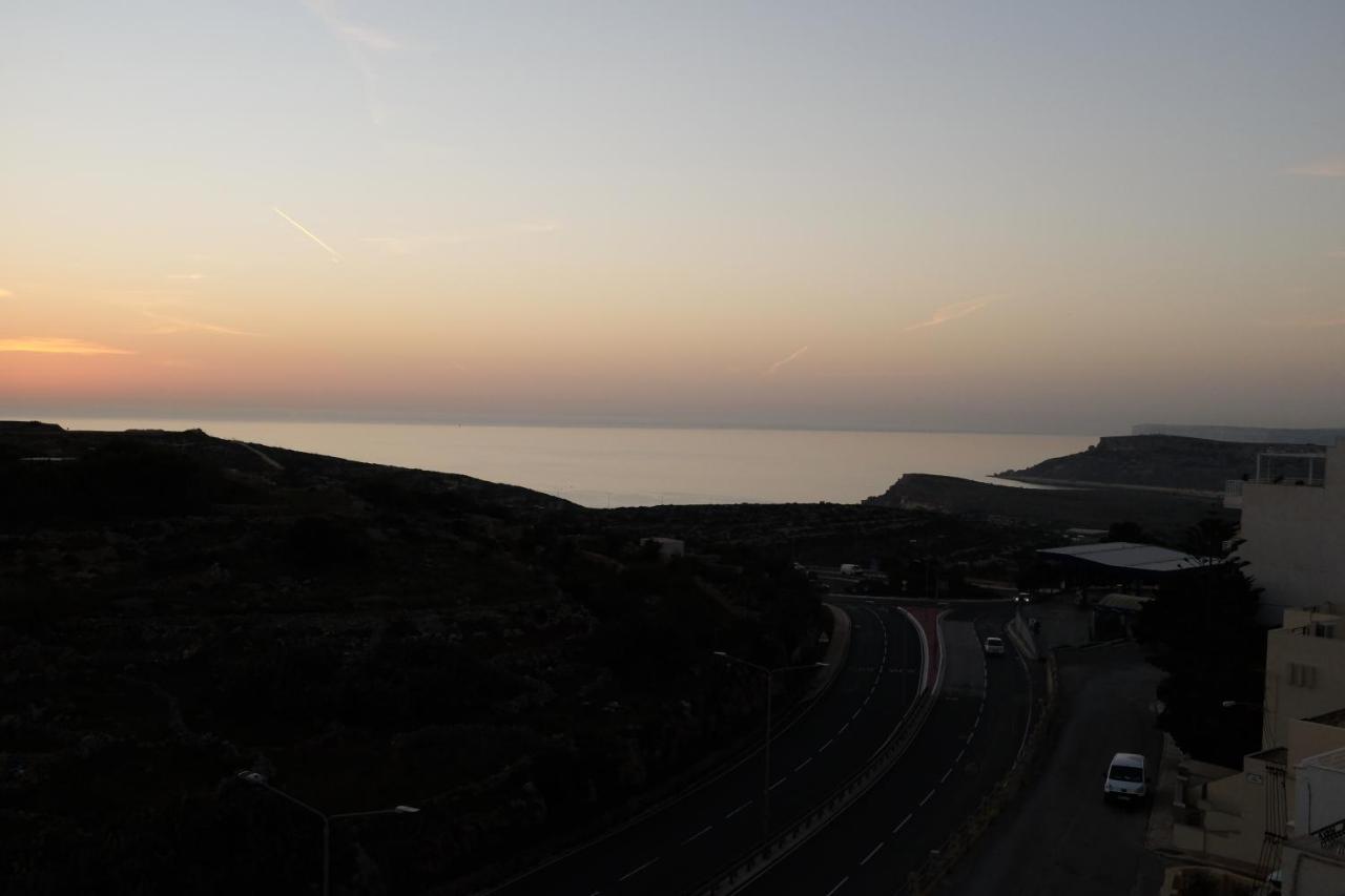 Sunset&Seaview Apartment Mellieħa Buitenkant foto